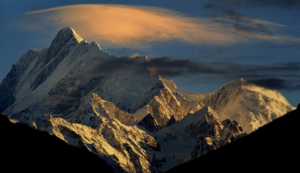 热火队逆转比分，击败对手——一场激情与智慧并存的胜利