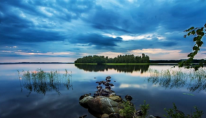 阿贾克斯主场击败马德里竞技，小组出线望过去