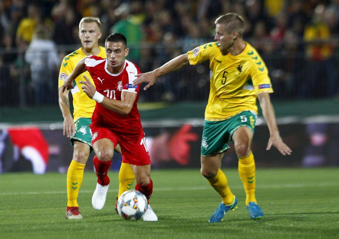 塞尔维亚挑战阿尔巴尼亚，实力对比赛(塞尔维亚黑山波黑阿尔巴尼亚自由行攻略)