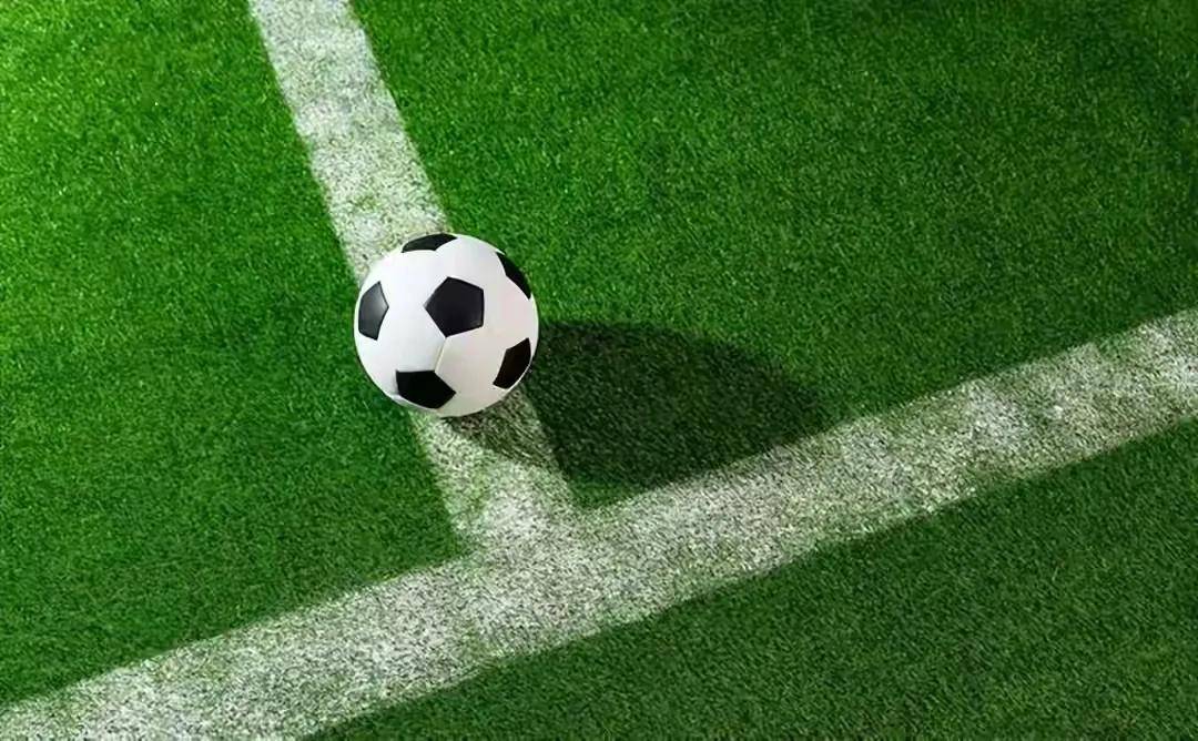 包含塔斯马尼亚联冲击季军，年轻球员表现亮眼的词条