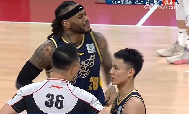 广东队全场碾压CBA季后赛，如同剧本杀再现，失误的简单介绍