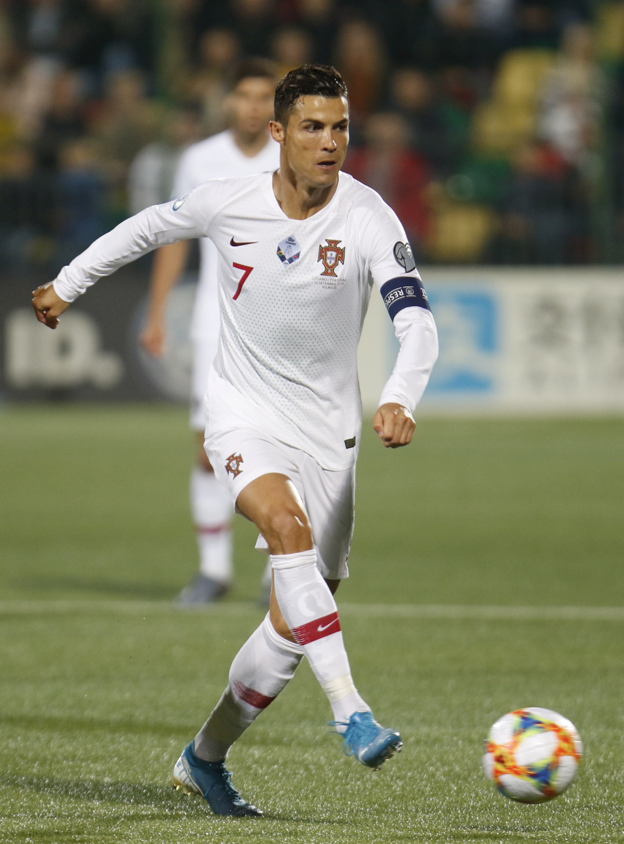 葡萄牙队在欧锦赛预选赛中展现出色表现