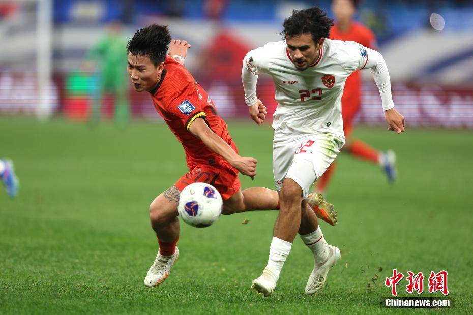 西亚球队在国际比赛中斩获胜利