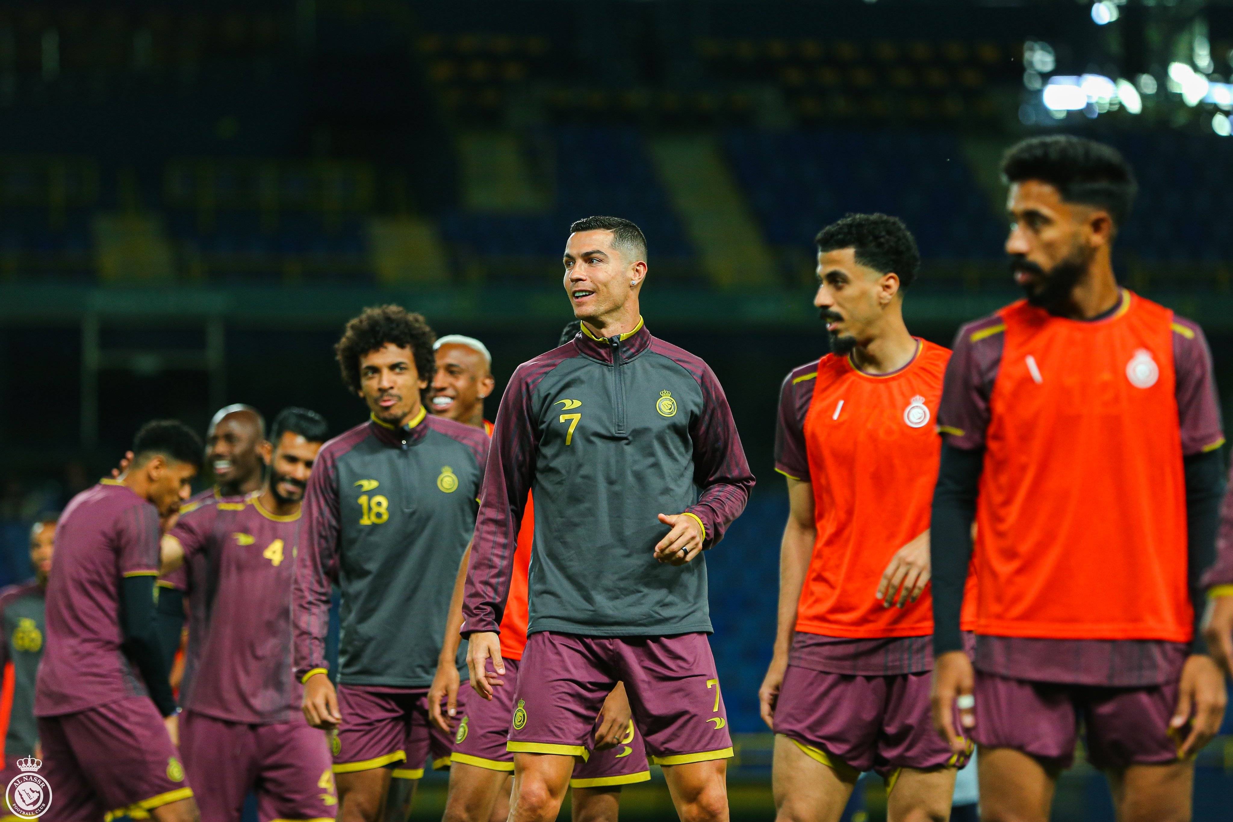 西亚球队在国际比赛中斩获胜利