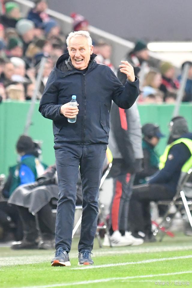 关于罗马欧冠后防漏洞频现，需提高战术调整的信息