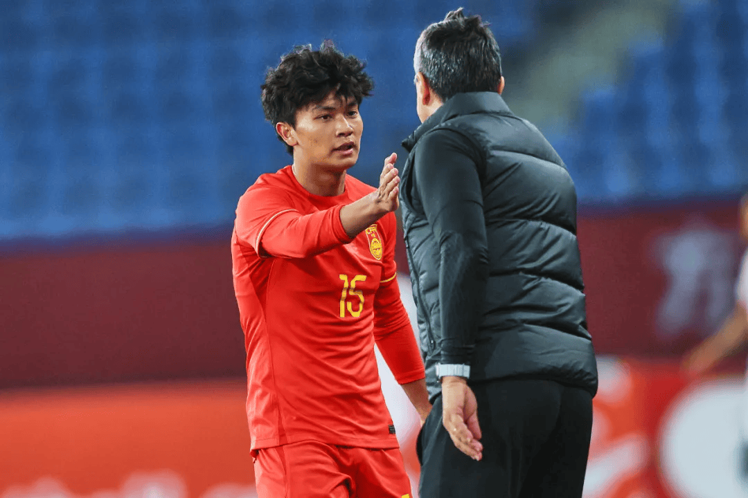 包含奥预赛失分国足冲击各洲大赛丝毫不亚的词条