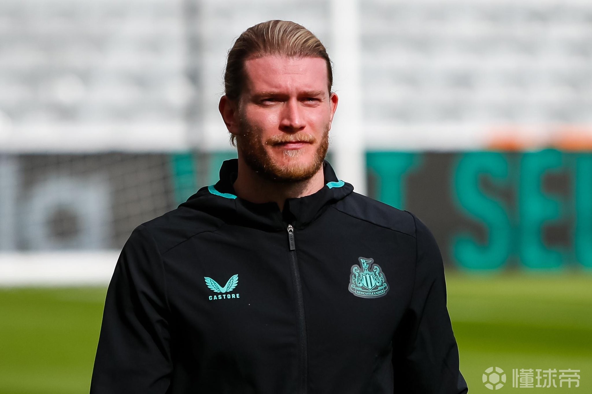 沙尔克04新援表现抢眼，成为球队新希望的简单介绍