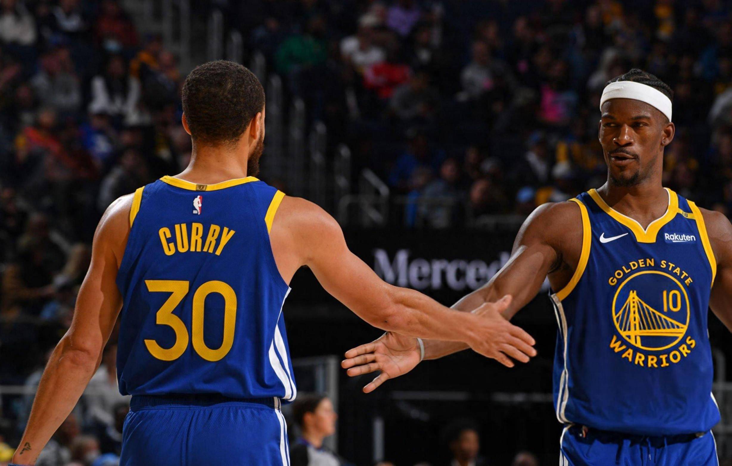 黄蜂后卫状态回暖,助球队连胜缩小分差的简单介绍 黄蜂后卫状态回暖,助球队连胜缩小分差的简单介绍