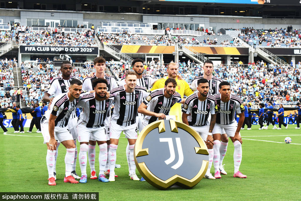 球场战事再次爆发，尤文图斯球迷制造混乱