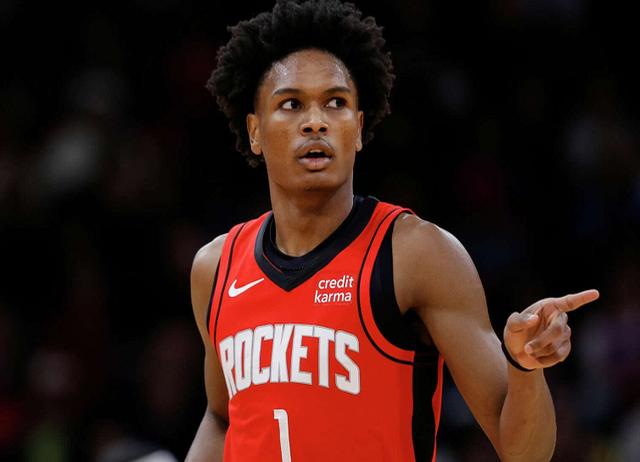 关于勇士苦守奇才三节轰下.中场单单两骑士的信息