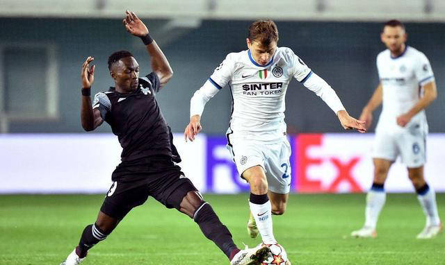 阿贾克斯实力取胜，积分榜高居榜首