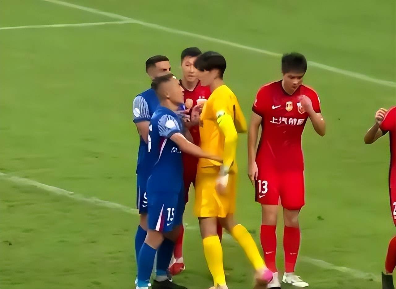 包含爆发性比赛，场上火药味十足的词条