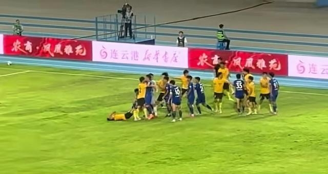 包含爆发性比赛，场上火药味十足的词条