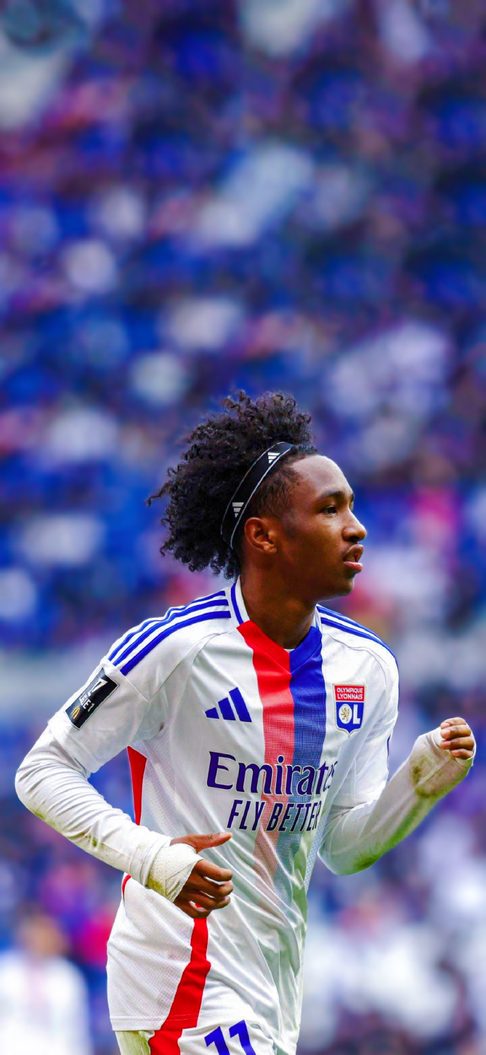 包含里昂渐入佳境,法甲冠亚军争夺打响的词条 包含里昂渐入佳境,法甲冠亚军争夺打响的词条