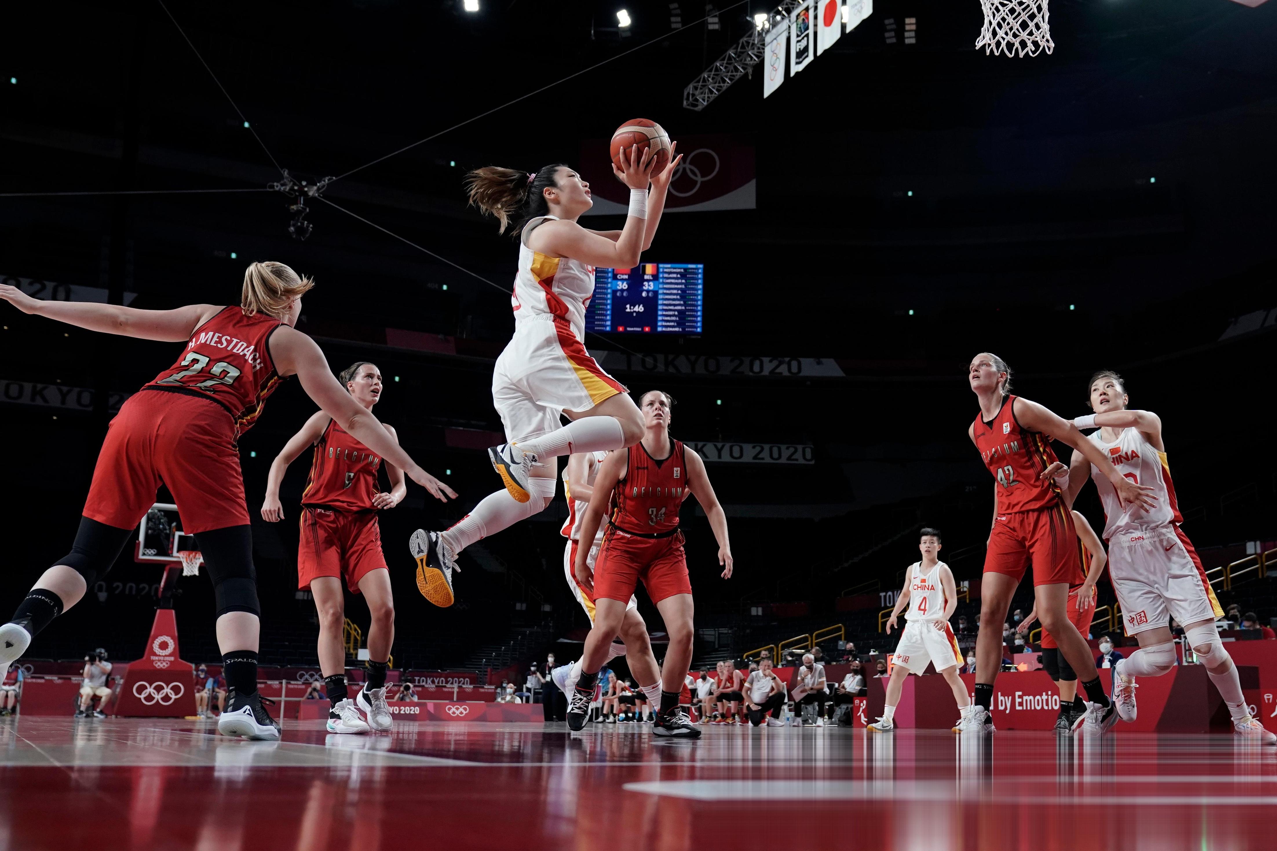 关于比利时队在大赛中连胜保持领先地位，夺冠在望的信息