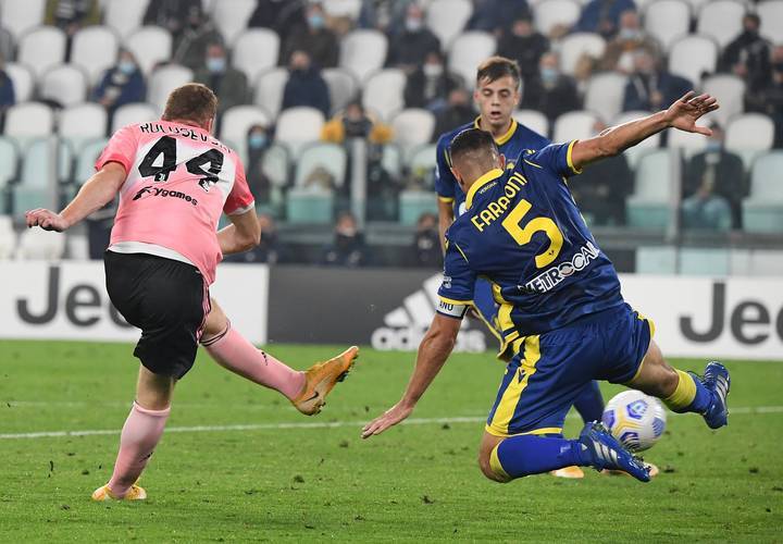 乌迪内斯主场战平帕尔马，努力保持不败