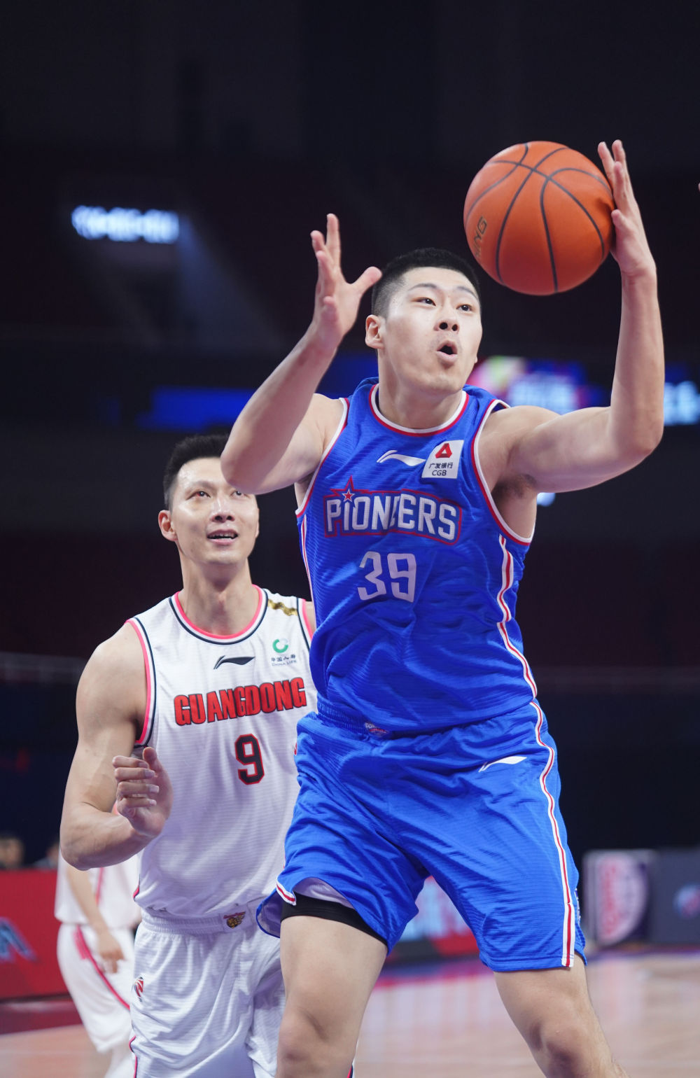 CBA战队冲刺季后赛，决战倒计时开始