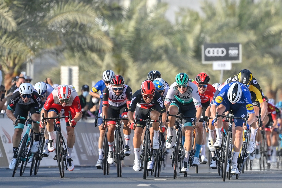 阿联酋球队击败强敌，晋级四强