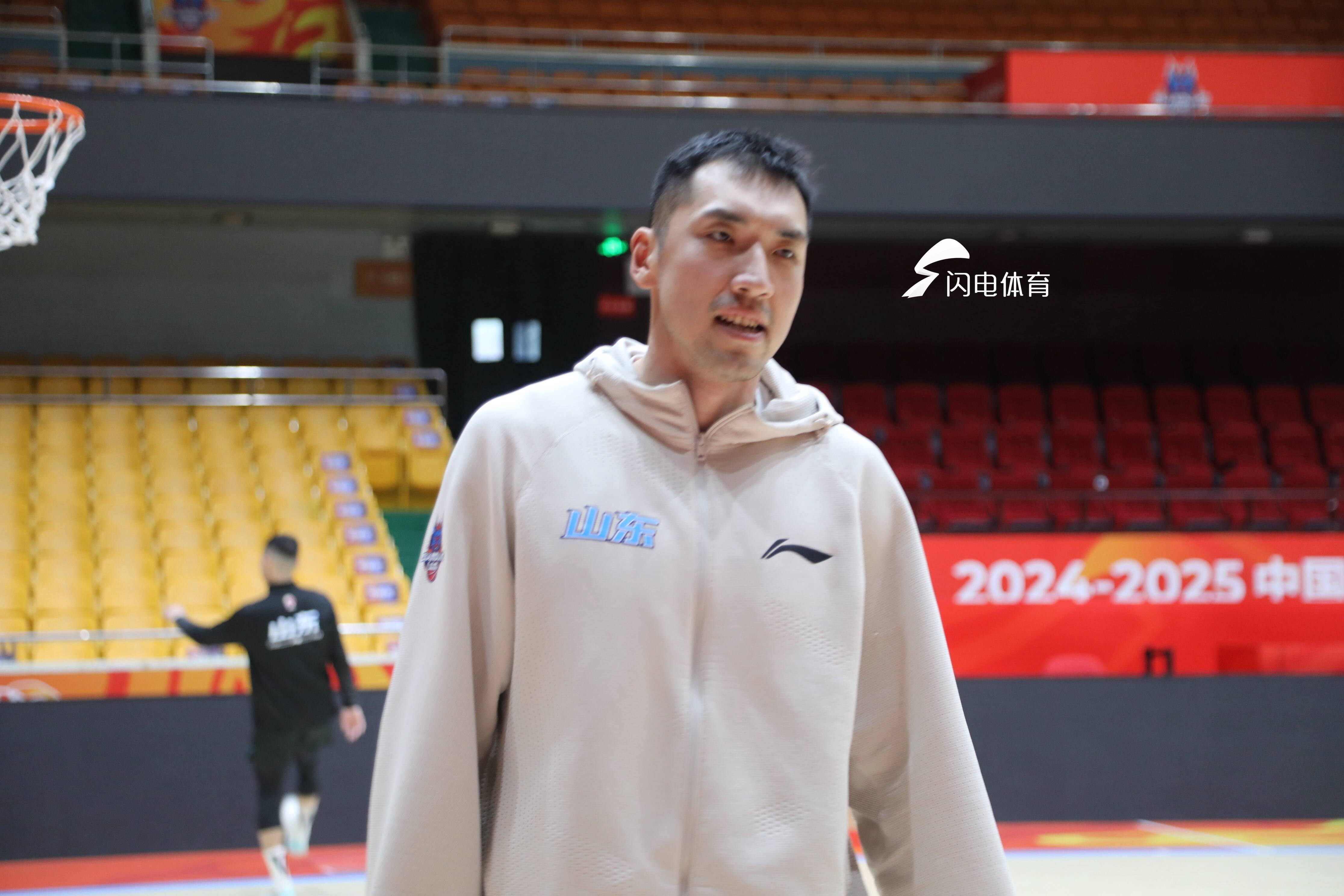 包含山东队主帅因病请假,球员自主备战临时主帅领队的词条 包含山东队主帅因病请假,球员自主备战临时主帅领队的词条