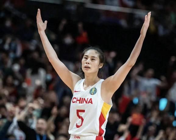 海南女篮奋起直追，完成逆袭！的简单介绍