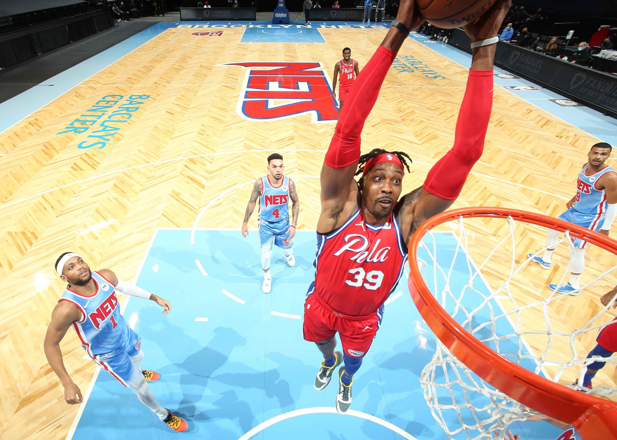 太阳痛失76人：西部劲旅输球的简单介绍