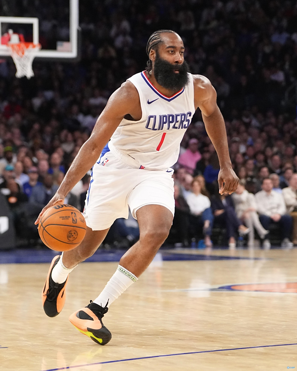 黄蜂外线持续发力，成为球队进攻火力点的简单介绍