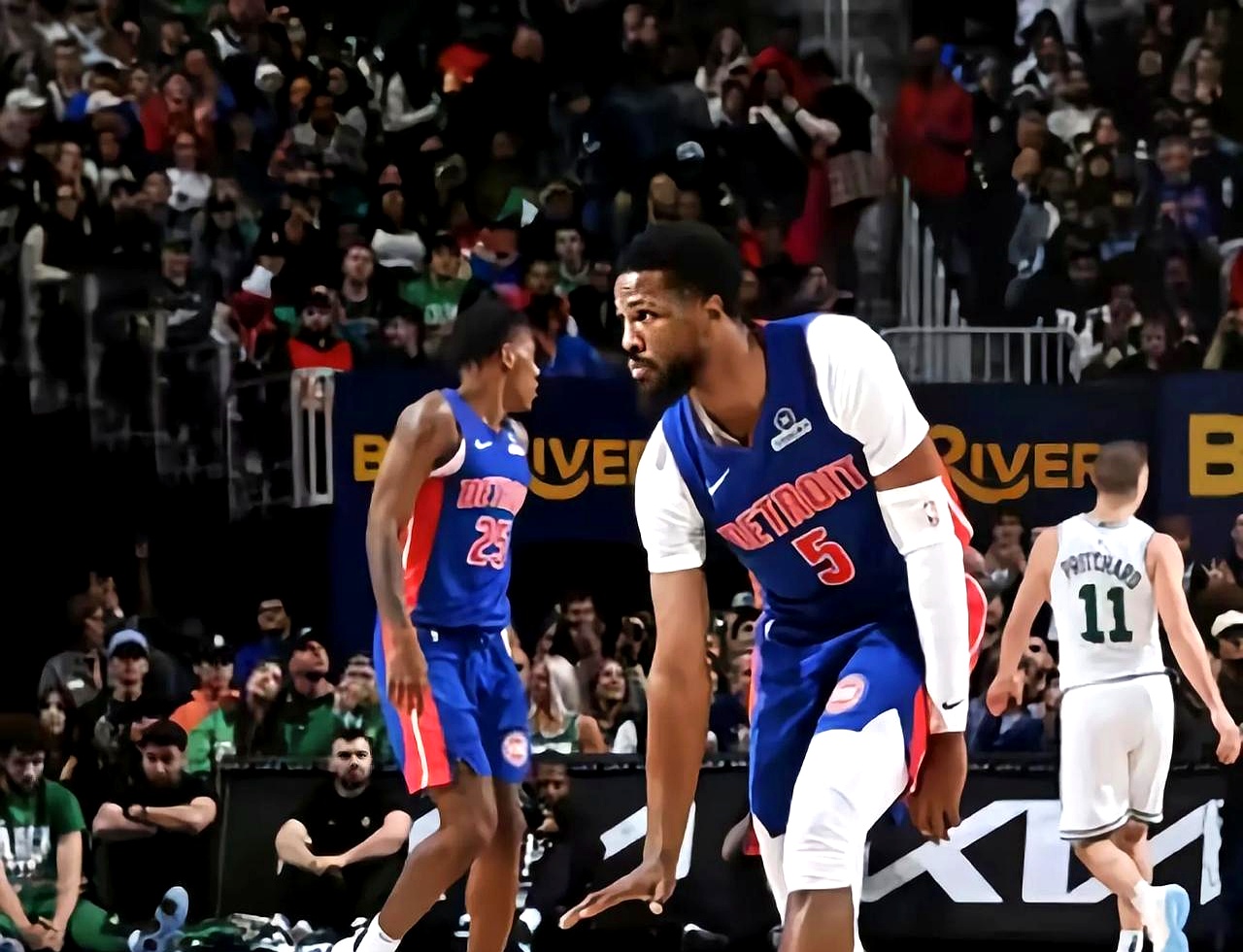 恩比德砍下三双，人主场击败活塞